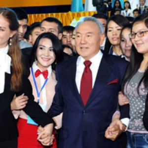 Арман-енбек-сеним