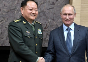 Си Цзиньпиннің қытай әскери басшылығын “тазалауы” нені білдіреді?