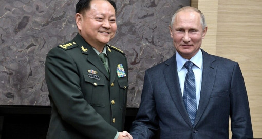 Си Цзиньпиннің қытай әскери басшылығын “тазалауы” нені білдіреді?