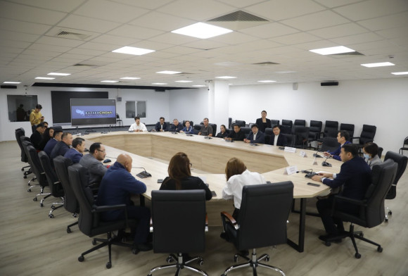 Астанада 2025 жылғы киножобалар питчингінің жеңімпаздарымен кездесу өтті